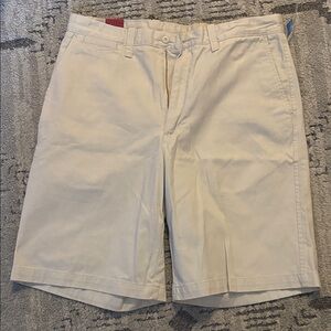 Arizona Jean Company Men’s White Flat-Front Chino Shorts